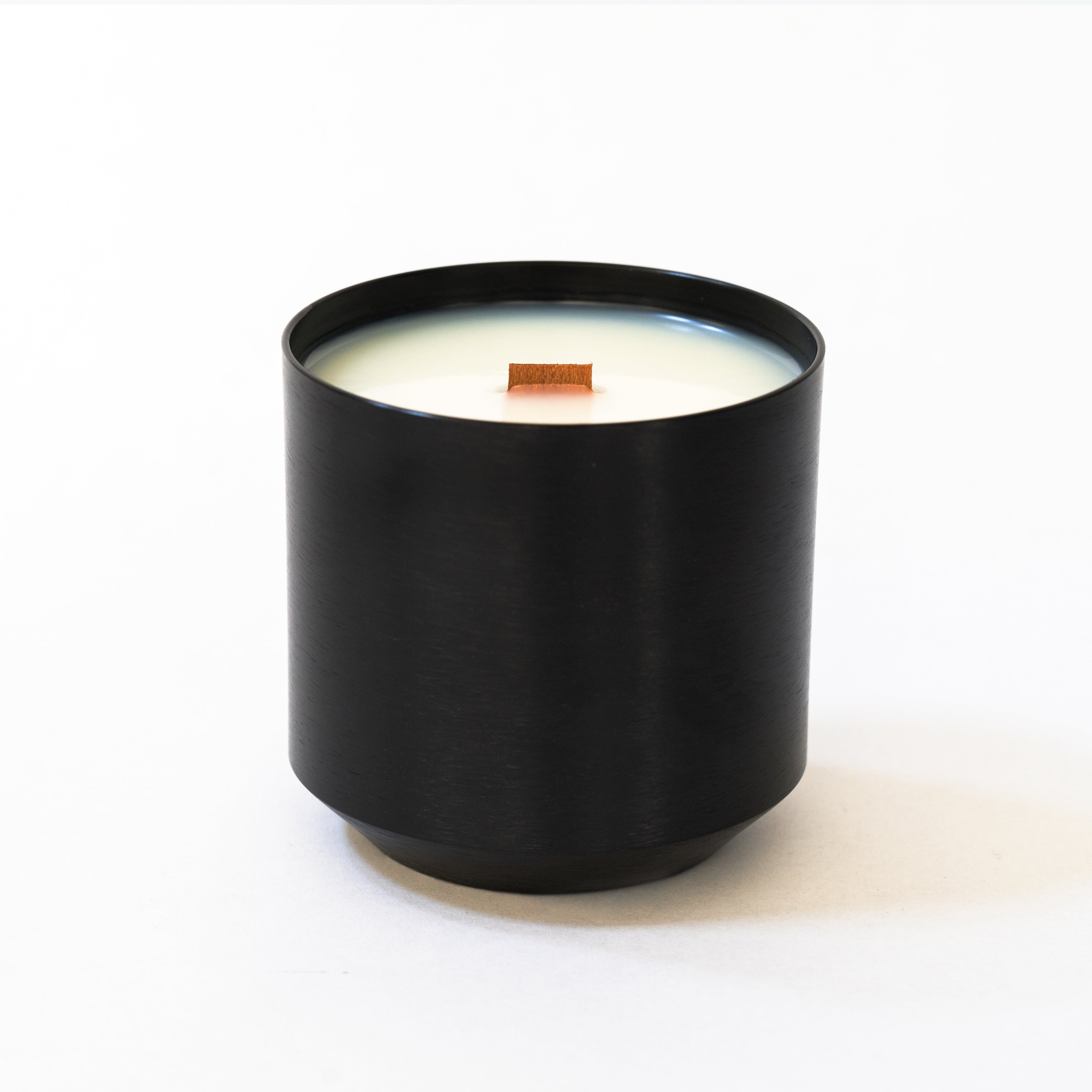 Sandalwood + Violet // 10 oz // Black